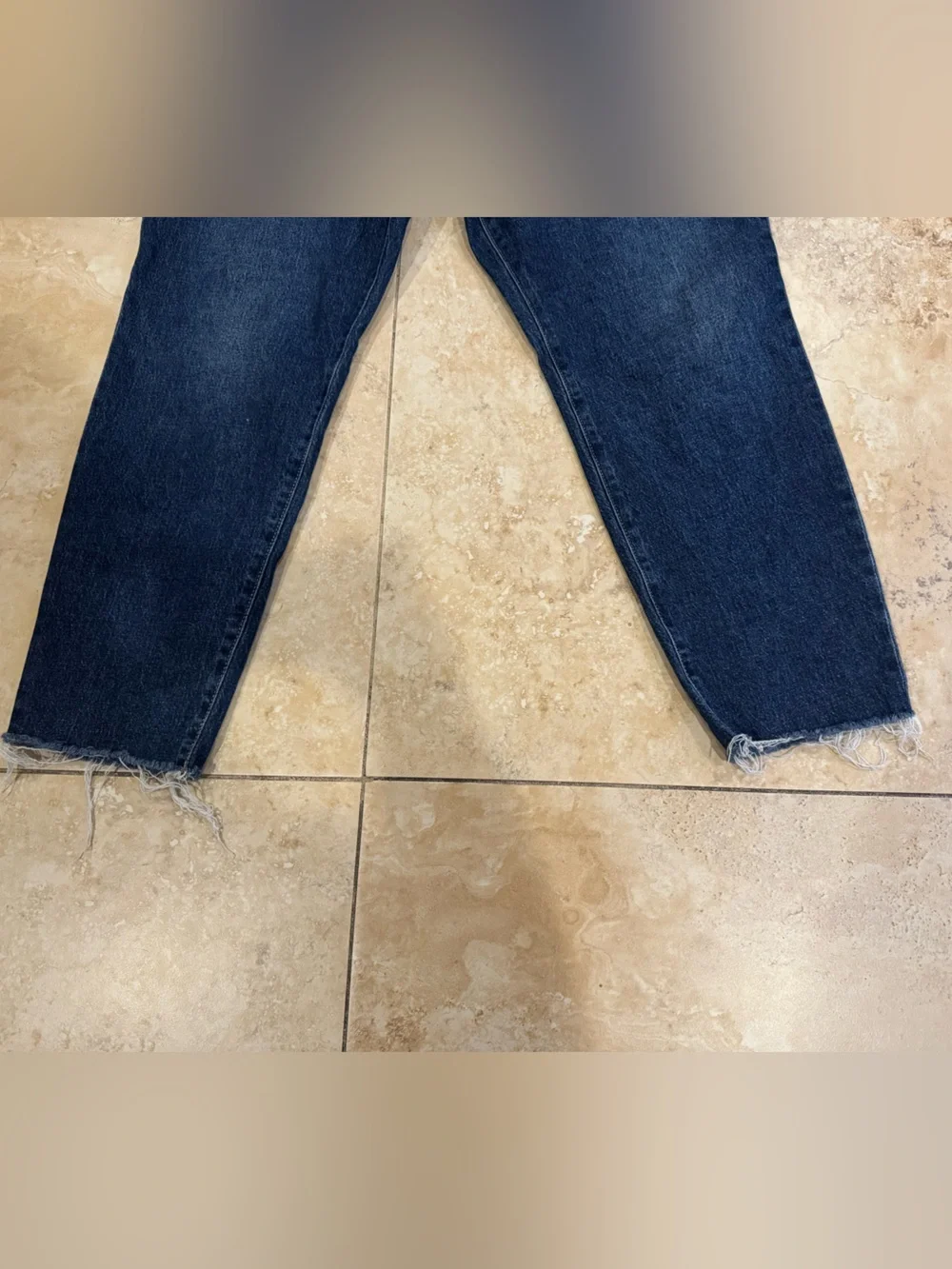 Old Navy High-Rise OG Straight Jeans Size 16 Raw Hem Dark Wash - Picture 5 of 5
